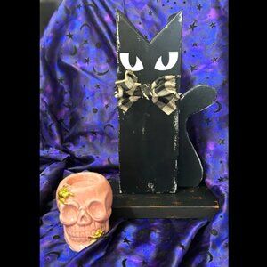 Brand New Handmade Farmhouse Style 11” Black Cat Halloween Decor
